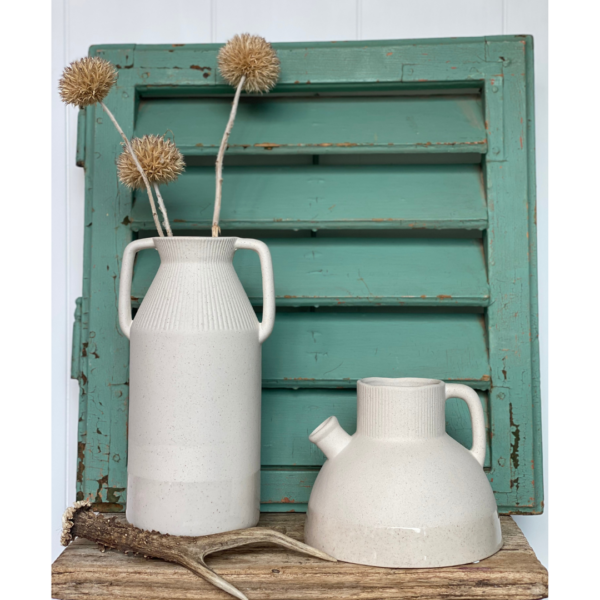 Vase with 2 handles